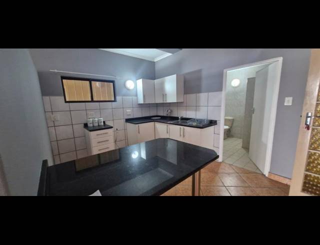 2 BEDROOM APARTMENT FOR SALE IN MANABA BEACH